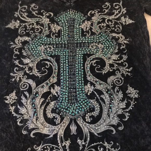 Sequin Cross V neck Shirt - Picture 2 of 4